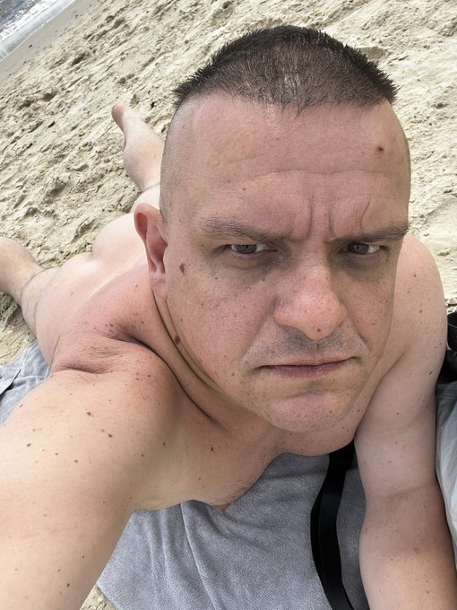At #studland now. Anyone here or interested in joining me for a #naturist #nude #sunbathing? DMs open&hellip;<a href="/tag/studland"class="tags">#studland</a><a href="/tag/sunbathing"class="tags"><span>#sunbathing</span></a><a href="/tag/nude"class="tags"><span>#nude</span></a><a href="/tag/daddy"class="tags"><span>#daddy</span></a><a href="/tag/nudistbeach"class="tags"><span>#nudistbeach</span></a><a href="/tag/naturist"class="tags"><span>#naturist</span></a>