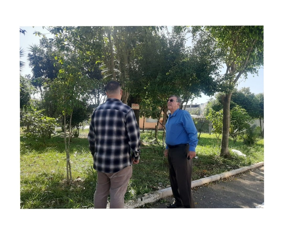 Coimbrajrc's tweet photo. Na Subprefeitura de Ermelino Matarazzo com Eng. e Coordenador de obras André. 
Emenda n°59.210  do Vereador Arnaldo Faria de Sá para instalação de iluminação na Praça Pedro Nava - Vila São Francisco. Z/L. 
Reivindicações de munícipes no CONSEG Ponte Rasa. 
#arnaldofariadesa https://t.co/a2rRGLnUN3