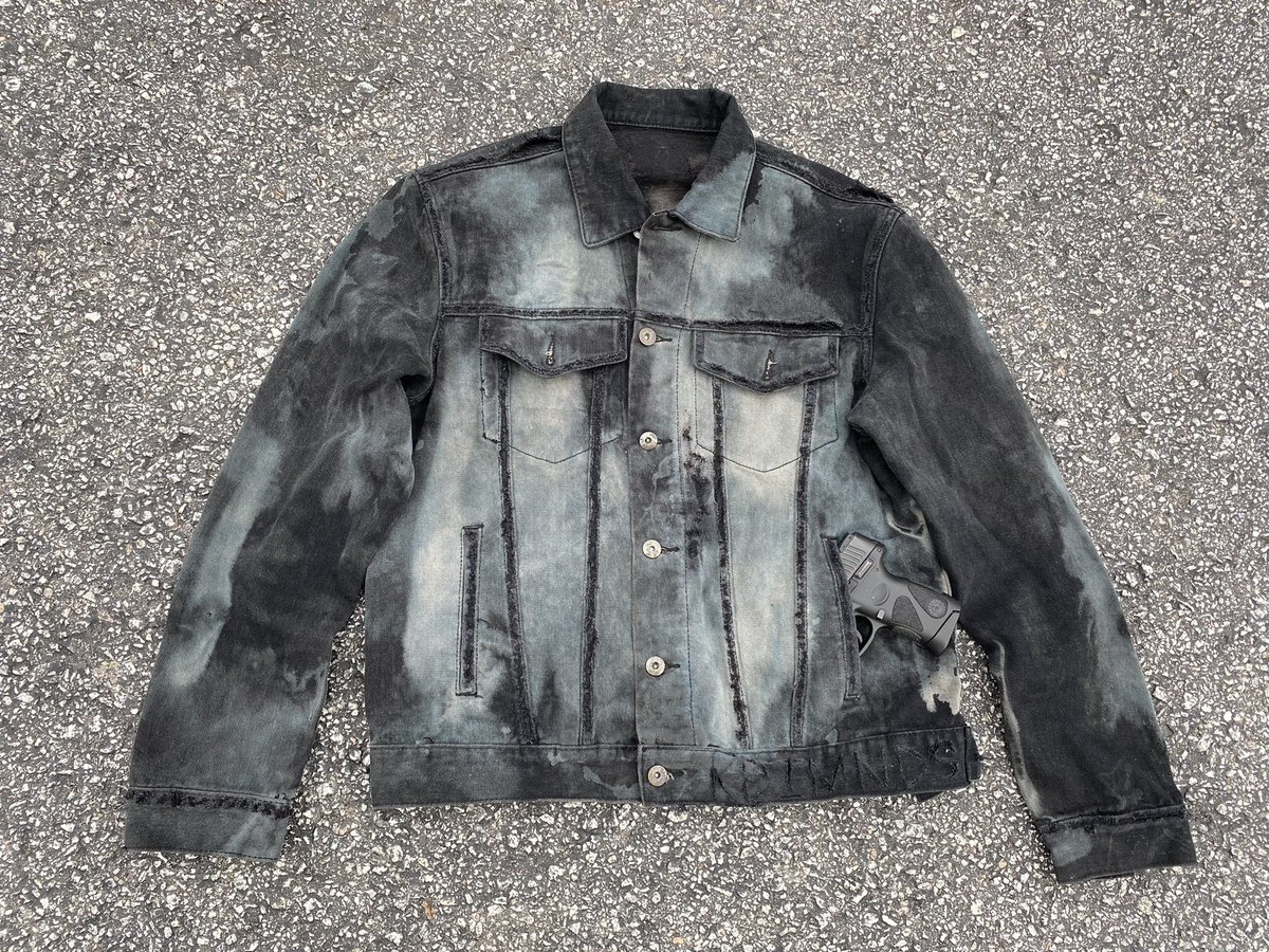 Kdimnds's tweet photo. Quick 1/1 pieces https://t.co/JWpw4sNF4V