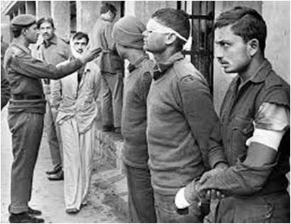 Zohi786's tweet photo. @Speedwarrior5 @Amazingvol @HamzaRe67406909 @Sayan_Dasss @ICC 1965 Pakistan Captured  Soldiers 

1966 Ko Pakistan ne Wapis Kar diye the 🤣 https://t.co/bJb6JSwF84