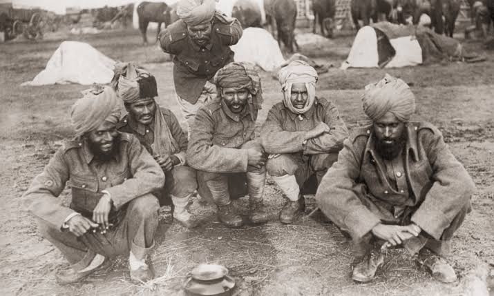 Zohi786's tweet photo. @Speedwarrior5 @Amazingvol @HamzaRe67406909 @Sayan_Dasss @ICC 1965 Pakistan Captured  Soldiers 

1966 Ko Pakistan ne Wapis Kar diye the 🤣 https://t.co/bJb6JSwF84