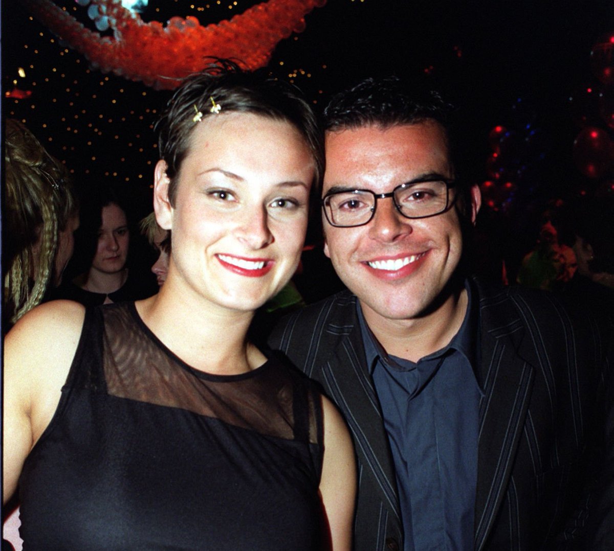 SimonAndTonyFan's tweet photo. @LynfordTweets &amp; @BLuisaW in London May 1999

Wonderful image ❤

#eastenders #Andrewlynford #simonraymond #luisabradshawwhite #tinacarter https://t.co/R3OoPiOxSM