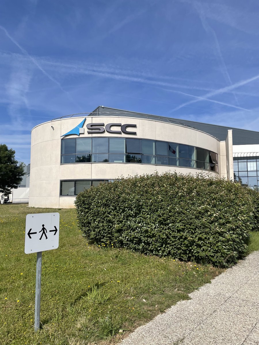 SCC_Info's tweet photo. [Événement @SCC_Info : Inauguration des locaux de Lieusaint🏭] 
Ce projet d'aménagement permet d'améliorer le quotidien des collaborateurs, de mieux organiser l'espace et s'inscrit dans le plan de #transformation. 
Bravo à tous pour le travail qui a été réalisé🥳
#SCCtoday https://t.co/SK3IpG9HUU