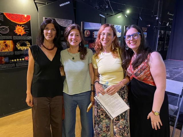 S_TRAD_E's tweet photo. Un altro evento organizzato a cura di #StradeLab e @AitiTweet a @MarinaDiLibri: "Uova fatali tra satira e fantascienza. Translation slam su Michail Bulgakov” con Elisa Baglioni e Caterina Garzonio, moderata da Maria Concetta Spinosa, Barbara Teresi e @evavalvo https://t.co/NZGB9m82My