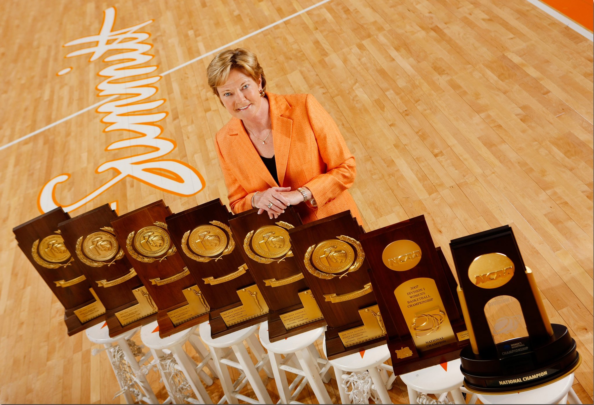 Happy Heavenly Bday to the woman, the legend, the icon, the greatest ever Pat Summitt        