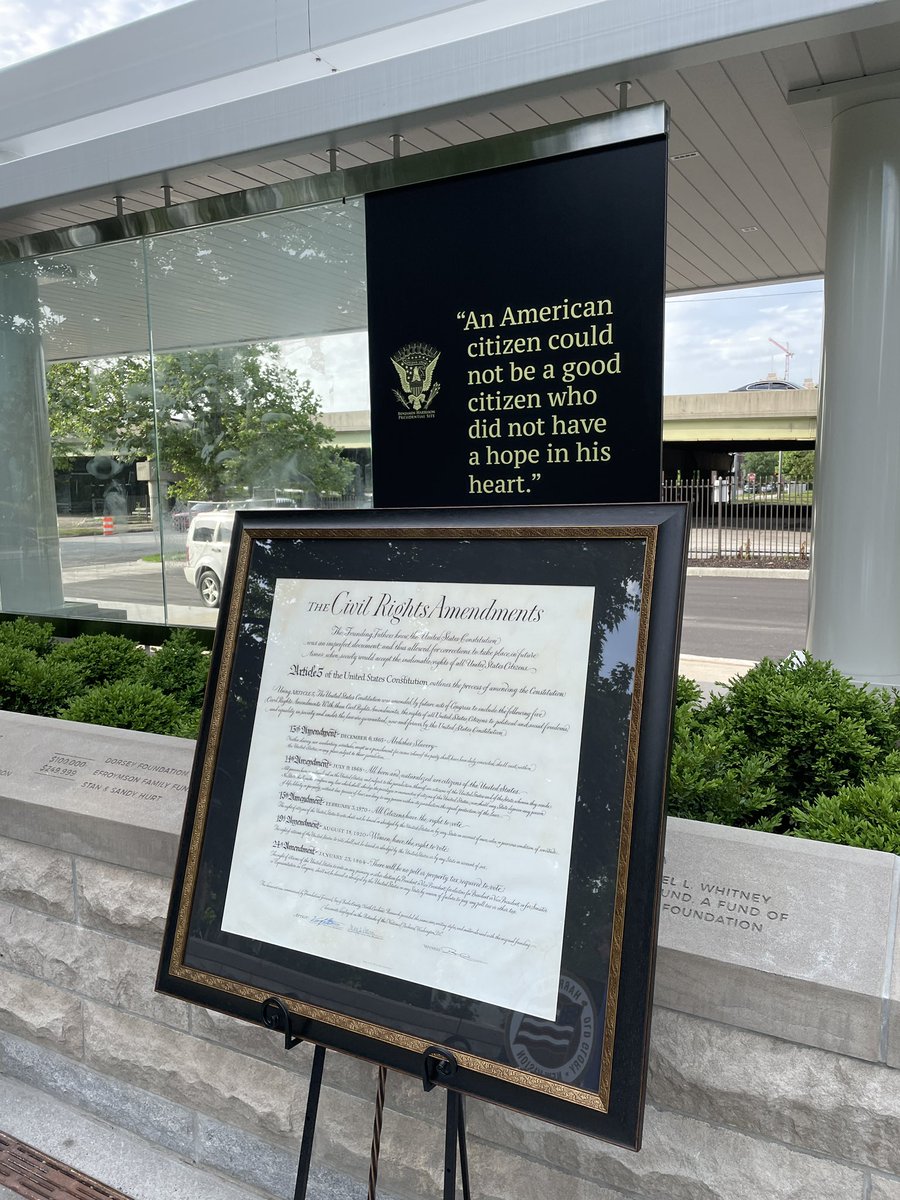 theINDYtoday's tweet photo. Today, the @PresBenHarrison presidential site held a special dedication ceremony to unveil the Charters of Freedom — replicas of the United States Constitution, the Declaration of Independence + the Bill of Rights.

Ironically, it's also Flag Day. 🇺🇸 https://t.co/ah48nn3QAx
