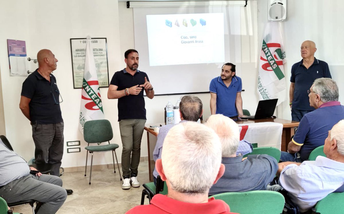 emiliofedele78's tweet photo. Diamo i mezzi per difenderci dalle #fakenews e dalle #bufole grazie a “Vivi Internet, al meglio” che è un progetto di #Google realizzato in collaborazione con #Anteas -  @ANTEASAgrigento @fnp_ag_cl_e @FNPCISLSicilia @anteasnazionale @AnteasSicilia @laura_ravazzoni https://t.co/nxEJZ5to1E