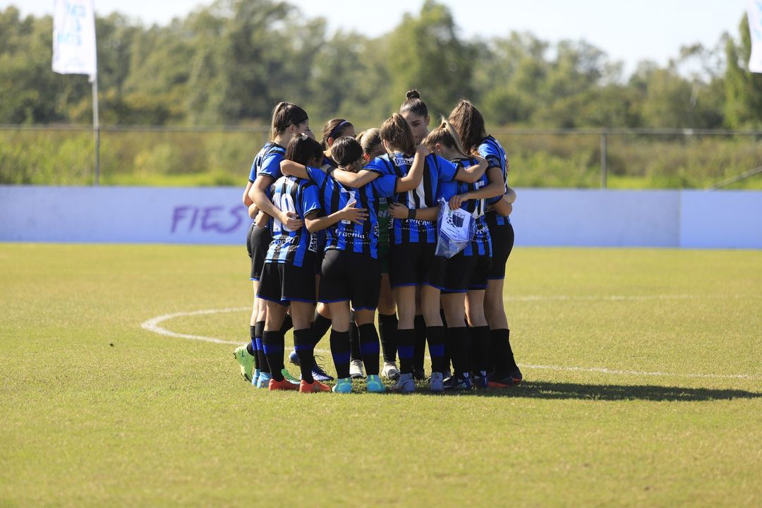 ¡Hola Twitter! Llegamos para quedarnos 🖤💙😉

#Liverpool #LiverpoolUruguay #Futbolfemenino