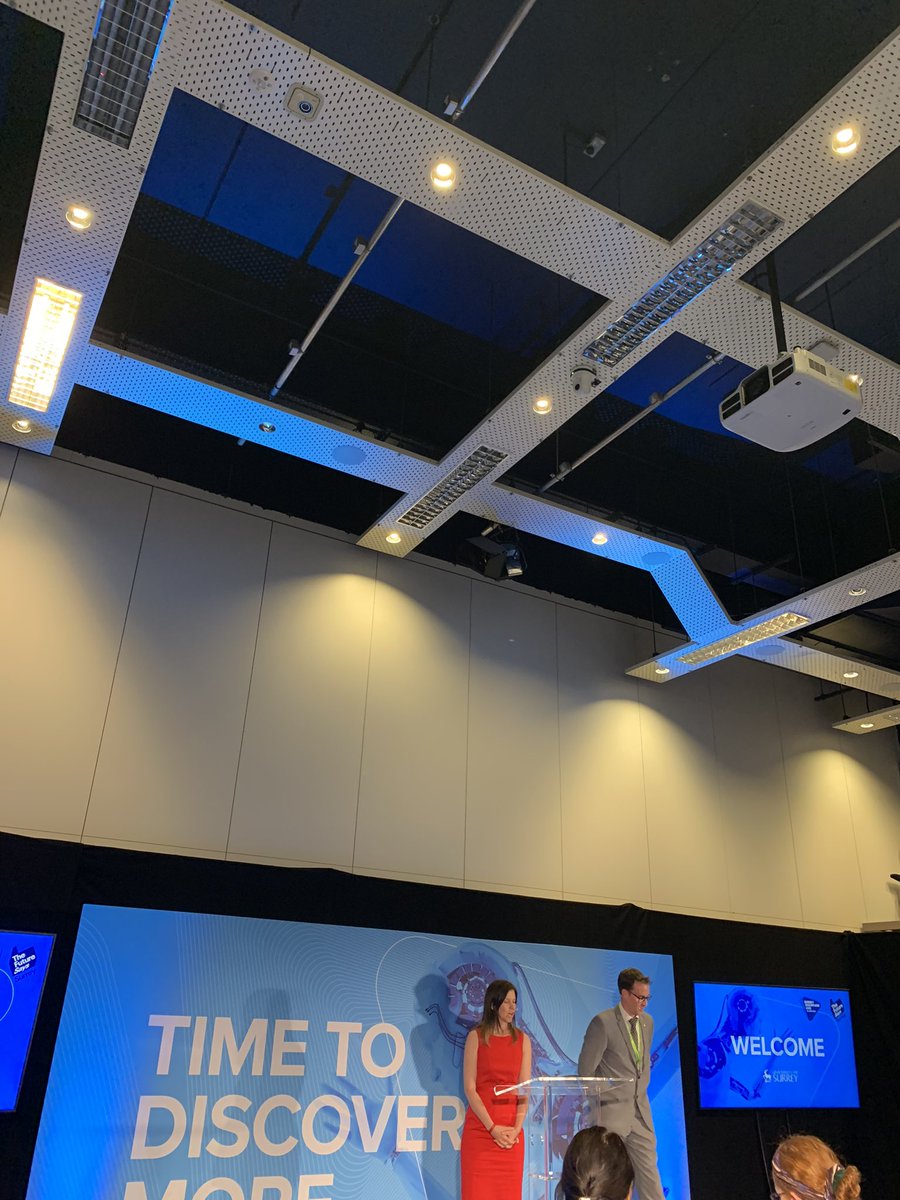 SurreyVet's tweet photo. #emmamayhew @chrisEtrace @UniOfSurrey
https://t.co/20xd7u3AjH
#surreyresearch
#surreyshowcase https://t.co/HzHQ8p5bRm