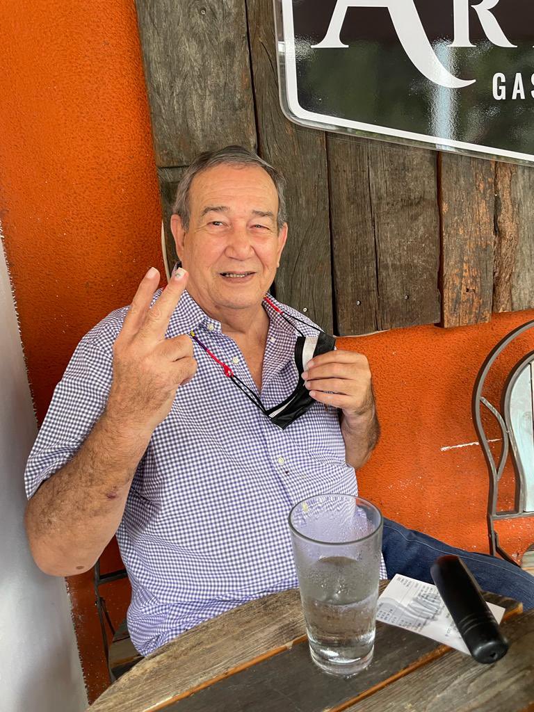 Siempre Fiel a Su Doctrina <a href="/panamenistas/">Panameñistas</a> Agasajado en la mañana de hoy <14/6/2022>por un grupo de Amigos Inició la Celebración de Su Cumpleaños 🎂el Ing Jerry Salazar ! Le deseo muchas felicidades, que disfrute el Cariño de Doña Irene, Hijas y Nietos! Fuerte Abrazo <a href="/BlandonJose/">José Isabel Blandón</a>