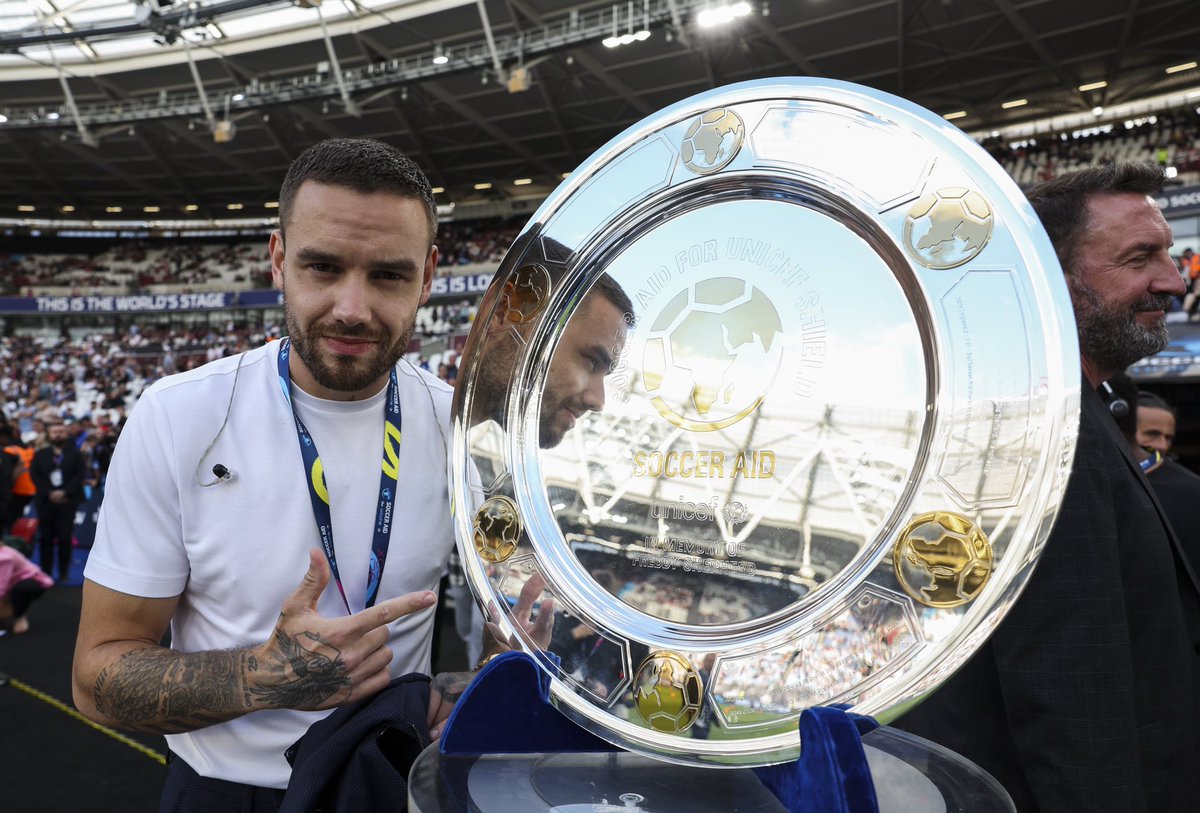 I've just recovered from Sunday's @socceraid game... Wow, what a day! A record breaking £15,673,728 was raised for UNICEF and I'm so grateful that I got to play my part in it. Thanks to everyone that donated 🙌🏼