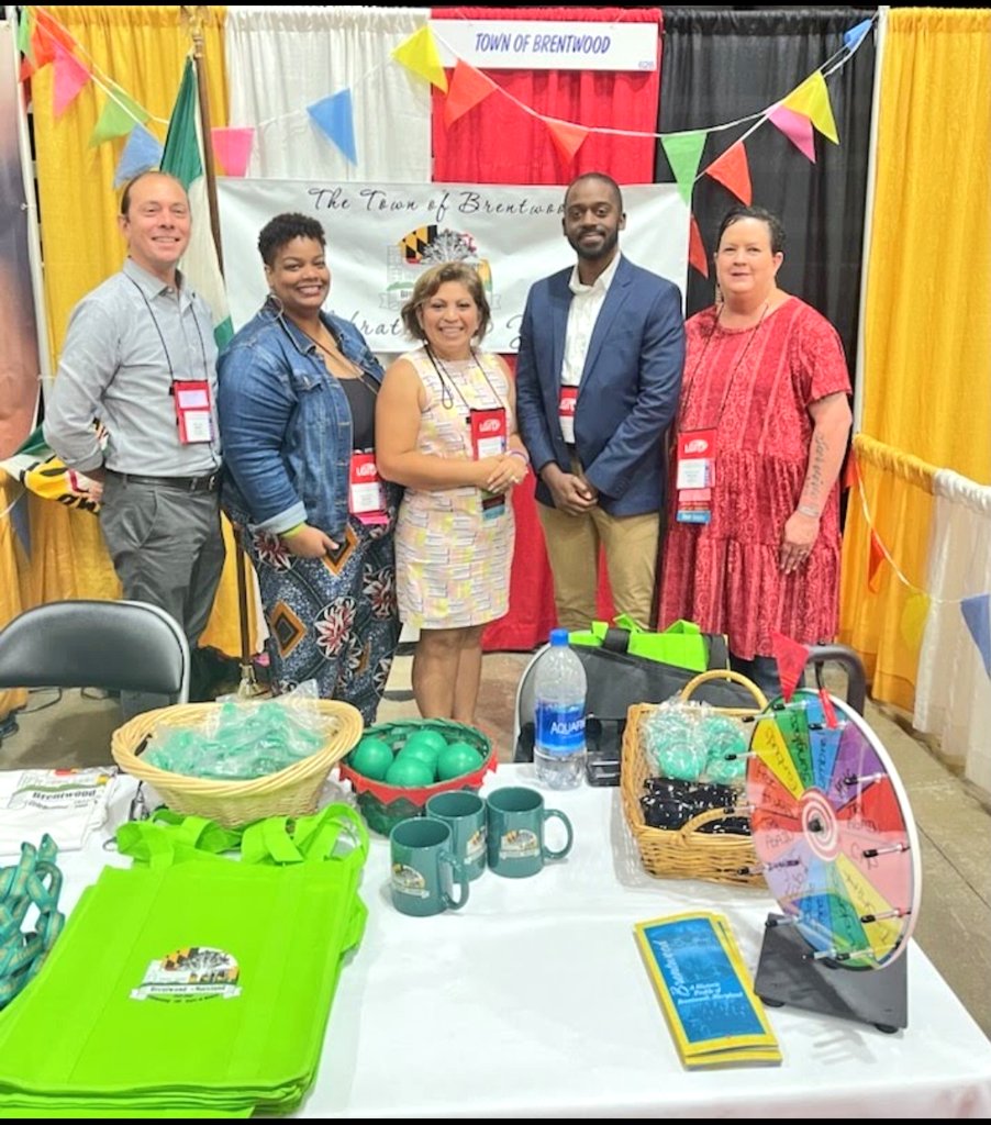 BrentwoodMd's tweet photo. Day #2 @BrentwoodMd #TownCouncil at @MDMunicipal #SummerConference at #Booth628 in @OCMaryland #100Years 1922-2022! @rocio_treminio @marcusbmonroe @stefanforbwood @HyattsvilleWire @MNCPPC @ICMA @HyattsvilleMD @CollegePark_MD @UPTown_MD @_TonyPerez @CintasCorp @CelebBootblack https://t.co/azZKjlxs9a