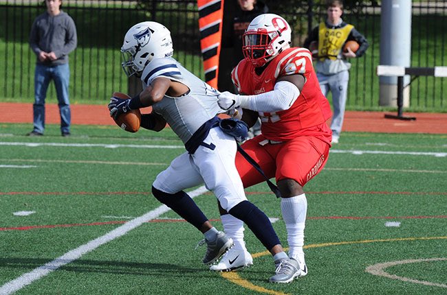 #AGTG After a great Conversation with <a href="/CoachGeiger_/">Coach TG</a> I am BLESSED and HONORED to say I have received my first OFFER from OTTERBEIN UNIVERSITY #ringthe🔔 <a href="/CoachDoup/">Tim Doup</a> <a href="/Coach_Huls/">Tyler Huls</a> <a href="/CoachTomBolden/">Tom Bolden</a> <a href="/CoachDanBolden/">@CoachDanBolden</a> <a href="/LakotaWestFB/">Lakota West Football</a>