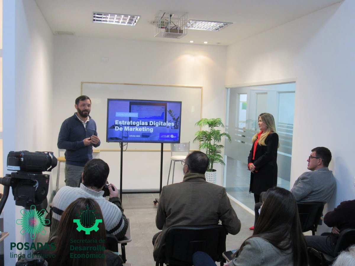 aguilarclaudiok's tweet photo. Esta mañana participé del lanzamiento de la Escuela de Negocios del Instituto Incade, una nueva propuesta de formación y de acceso al conocimiento en materia de marketing y publicidad digital.
#DesarrolloEconómico
#EscuelaDeNegocios
#Incade
@muniposadas @LaloStelatto https://t.co/9PDDNfu0wR