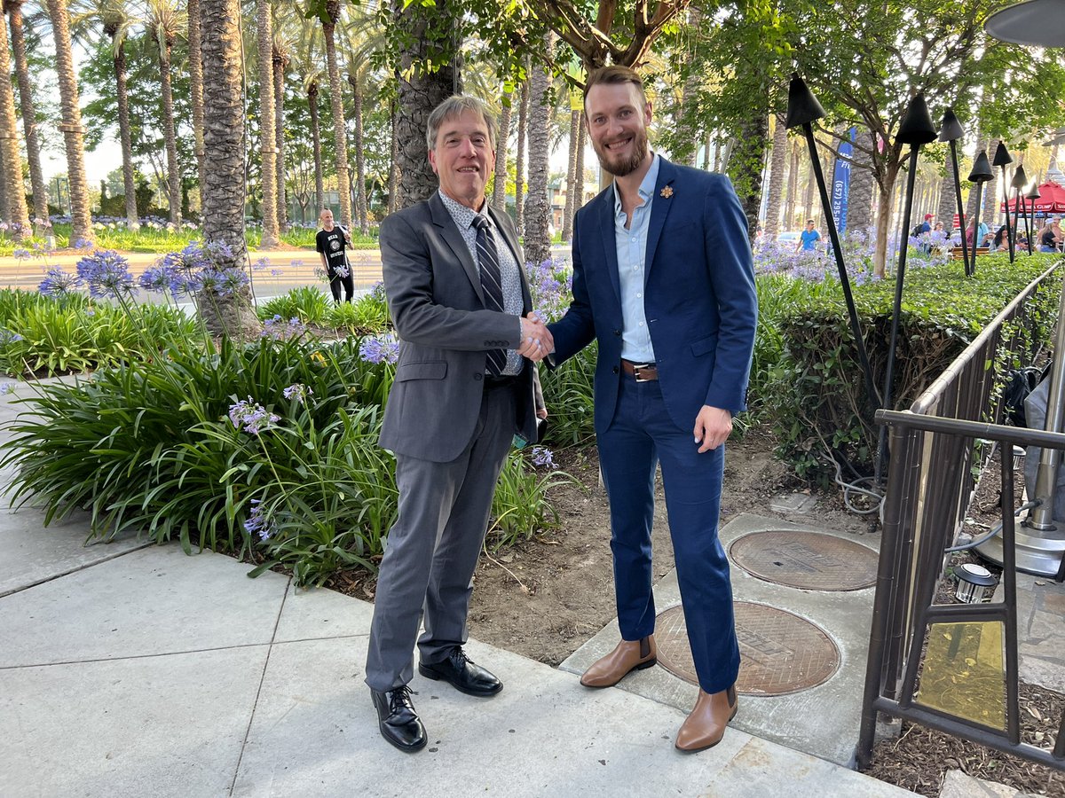TimothyMCrook's tweet photo. Finally in person at #ANSannual to catch up on Operations and Power Division chair turnover! https://t.co/UITOhsr10Z