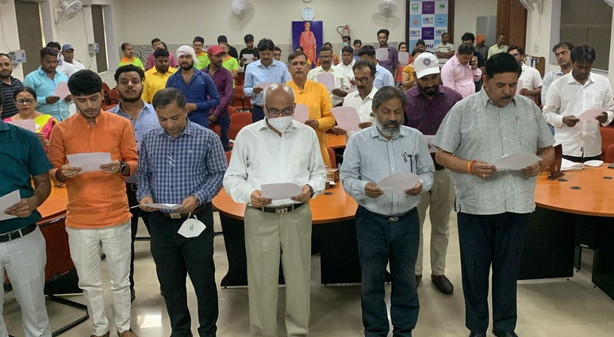 DineshCRai's tweet photo. On the occasion of #WorldBloodDonorDay, a blood donation camp and blood donor felicitation ceremony were organised in my Department of Dairy Science and Food Technology today. Myself and many teachers and research students of the department donated the blood. #BHU #VCBHU https://t.co/scQEoNVnkD