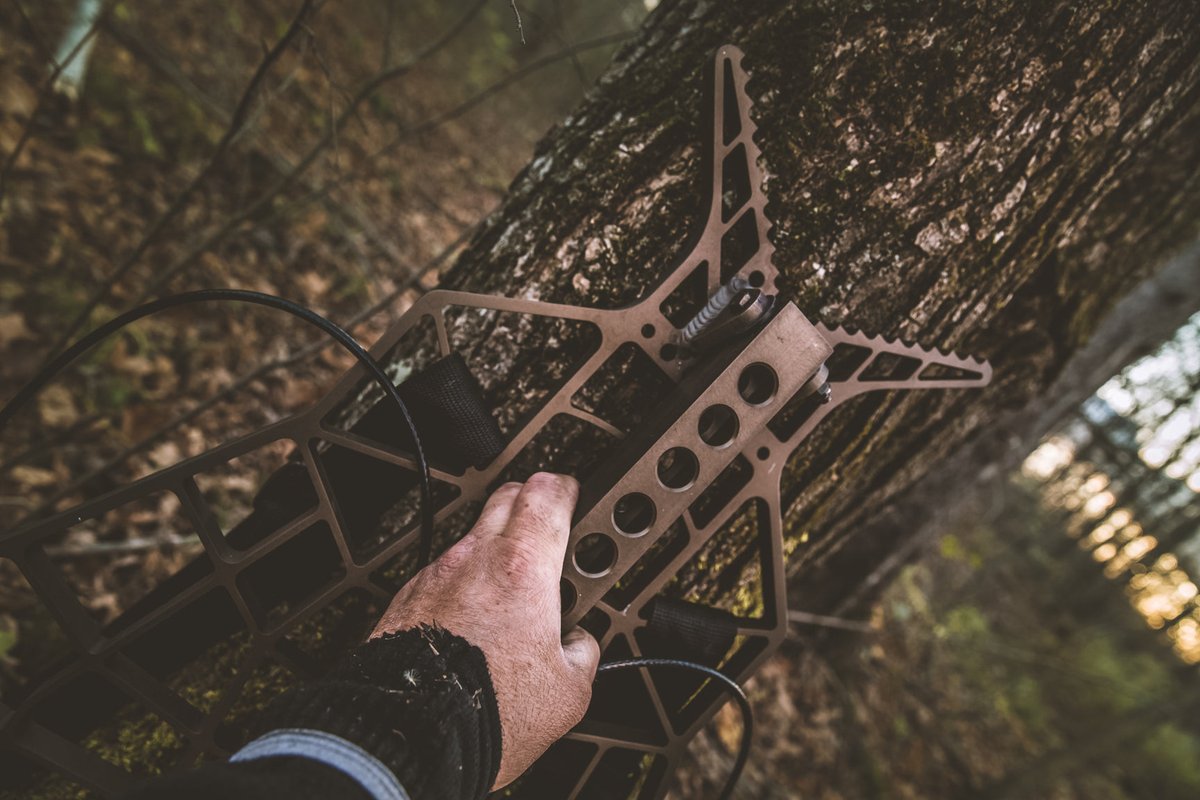 hbeastgear's tweet photo. Only a few stands left to pre-order, get yours now￼￼! https://t.co/6HE48WB75h