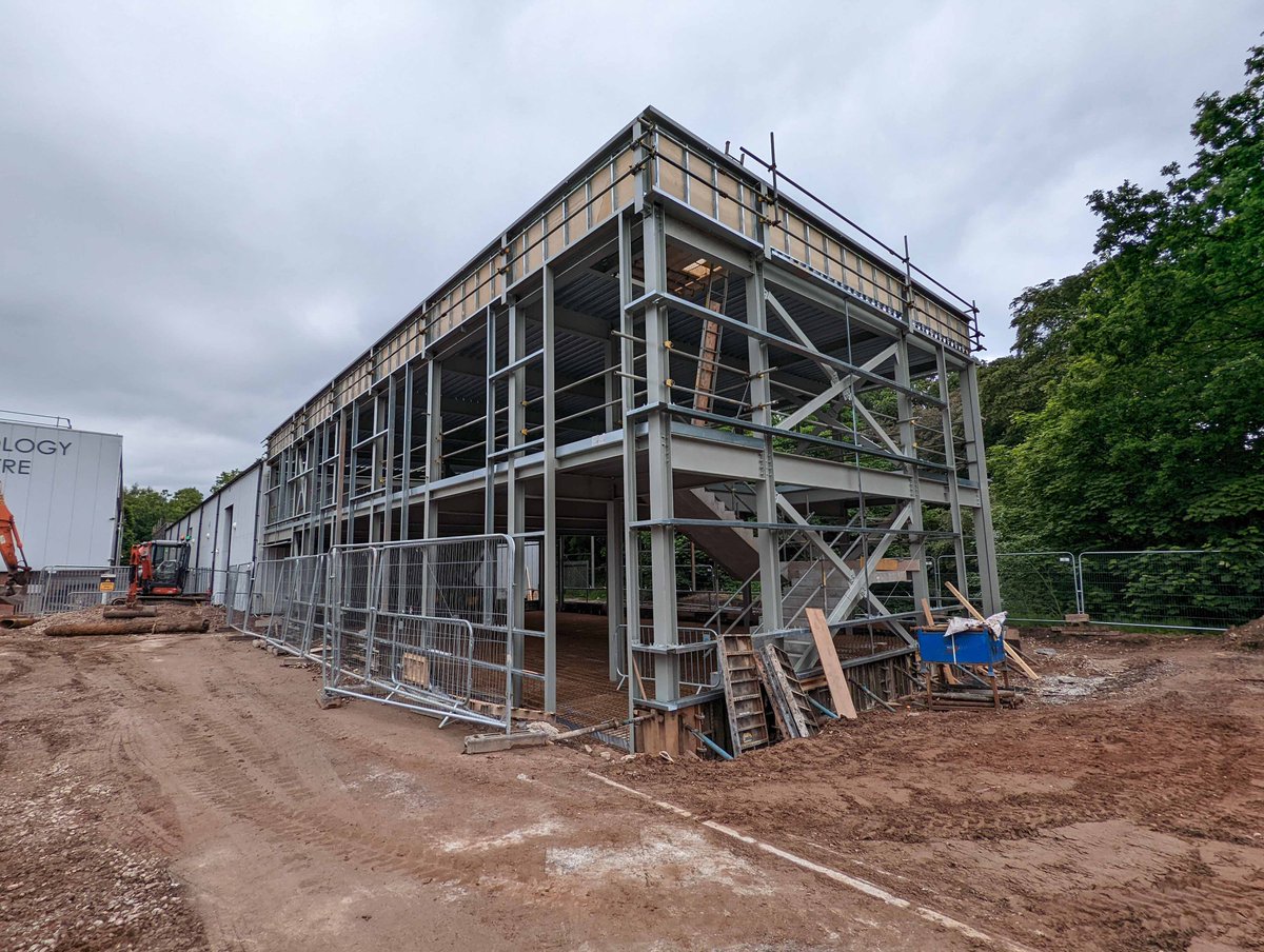 seven_arch's tweet photo. Great to see progress on site at Hopwood Hall College & University Centre in #Middleton, the #structure is up and the striking new #Café & Advanced Technology Centre extensions are taking shape. #inspiringlearning
@hopwoodhall @RochdaleCouncil @CaddickConst
#goodsonassociates https://t.co/VIPle3Qb4E