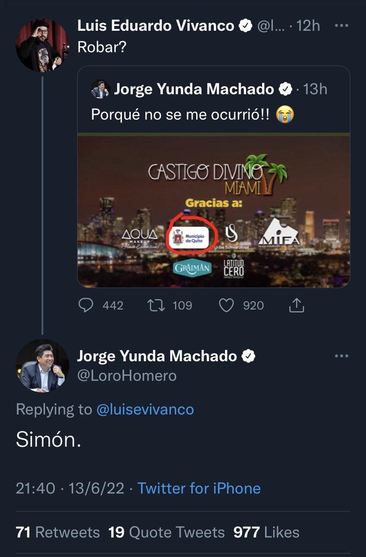 sick_boy's tweet photo. Plena que debe ser horrible que un tipo como Yunda te tenga de hijo 😂😂😂 https://t.co/uP0xYln81p