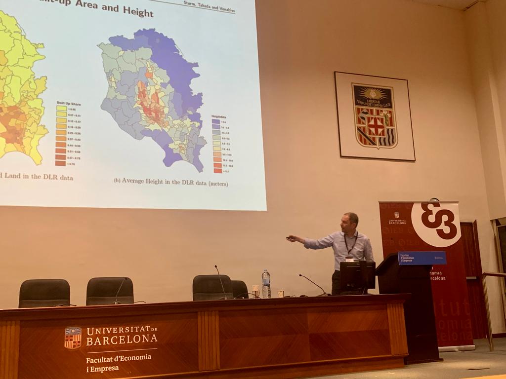 FundacioIEB's tweet photo. #DanielSturm from @LSEEcon is closing these two days of workshop on #UrbanEconomics with the plenary session ‘Applying the quantitative model in cities in developing countries’
Thank you all the speakers and attendants! https://t.co/65qNXfo5tn