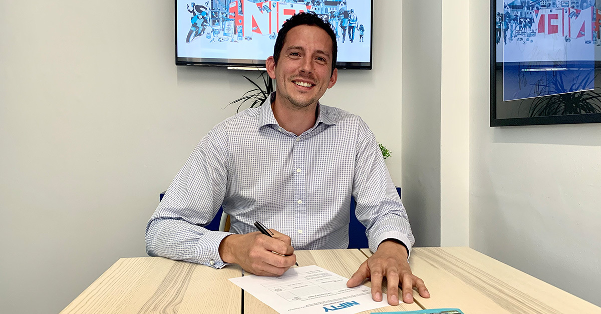 niftycomms's tweet photo. It's the start of a new week and we're pleased to announce the latest member to have joined #TeamNifty - Paul.

With his extensive background in business development and marketing, he's already working on exciting plots and schemes for our clients. 

👉 https://t.co/qBjAxXYcDN https://t.co/6pRYjJbiGZ