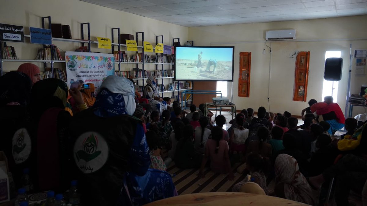 nomadshrc's tweet image. @SolarCinemaWS is a youth-led project that is taking screenings and debates to dozens schools, libraries and many other public spaces in the refugee camps. It makes film available to the wider Sahrawi community as a tool for self-expression, entertainment, education and debate.