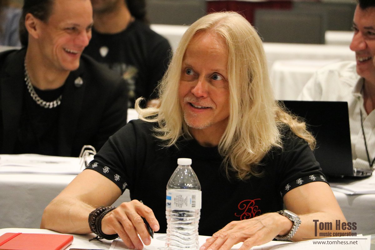 TomHessGuitar's tweet photo. Guitar Teaching Super Summit International Day 2 - Current certification session: Maximum Student Success Training. The students of the awesome teachers who are here will benefit massively from this training. https://t.co/2SA7e3RD3f