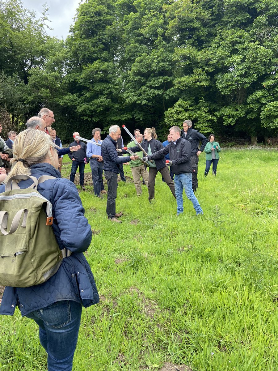 ClareSturla's tweet photo. Brilliant soil carbon demonstration and discussion delivered by @SRUC, @ConsultingSAC, @agrecalc &amp; #AgriCarbon, helping @ScotLandEstates members get clarity on carbon measurement. Many thanks @FBR_Seed for sponsoring and @HopetounHouse for hosting us 🌱🌾@WildlifeEstates https://t.co/6cTcDeFqru