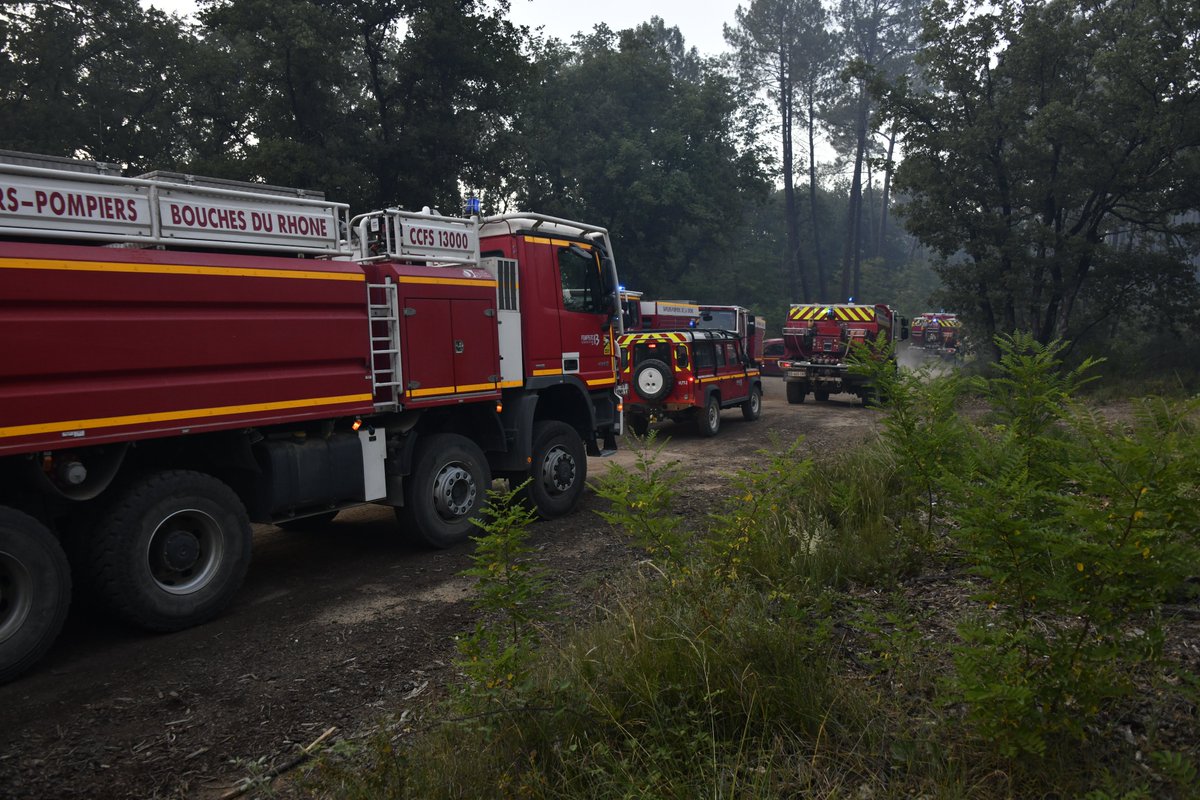 pompiersdugard's tweet photo. Un très grand #MERCI à tous nos collègues des #Sdis 07, 13, 26, 34, 48, 84, Marins Pompiers et UIISC7 venus en renfort et en soutien aux @pompiersdugard
  hier et aujourd'hui 👏👏👏
#LaForceDesSecours et #Solidarité : socle indispensable à notre profession !! https://t.co/lev7OQGh2A
