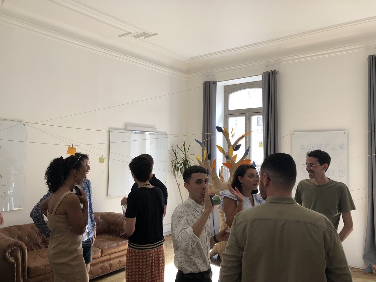 AgencelaCerise's tweet photo. [Actu Partenaire 🍒]

C’est la retroSCOPtive de @Silgoweb636 : un événement expérientiel à l’image de cette agence #web #agile ! 

Trois salles pour en apprendre plus sur l’histoire de l’agence 

Félicitations à toute l’équipe ! 🎂 🚀 https://t.co/fHDnsRXPfS
