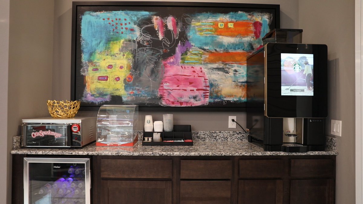 ModernStorageAR's tweet image. Needing a pick-me-up today? When you store with us you get access to our coffee bar☕ #StoreInStyle #SelfStorage #ISS #Storage  #Storageunits #bentonville #westlittlerock #maumelle