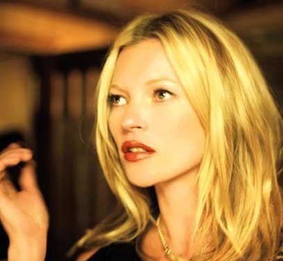 KatKatButterfly's tweet photo. So, if she's a "rando", can I be one too?๐ค
#QueenKate #BossMoss #Kate Moss #JusticeServedForJohnnyDepp https://t.co/Ss18YlyYGC