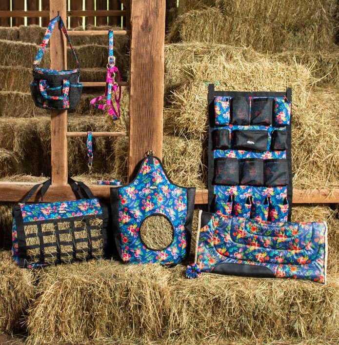BigDeeTack's tweet image. The Weaver Leather Floral Watercolor collection brings a pop of color to your barn essentials! 🐎
#bigdeestack #weaverleather #floralwatercolor #groomingbag #halter #haybag #trailerorganizer #bucketstrap