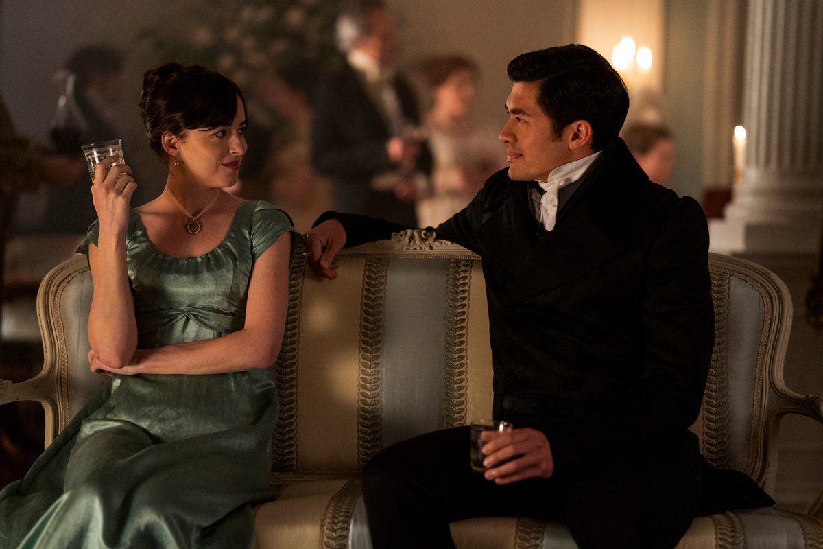BritishVogue's tweet photo. The film follows the unmarried Anne Elliot who, aged 19, fell for a promising young lieutenant in the navy but was persuaded to break off their engagement due to his lack of fortune. Years later, their paths cross again and sparks fly: https://t.co/iymij7SatC https://t.co/fo9jV95dL8
