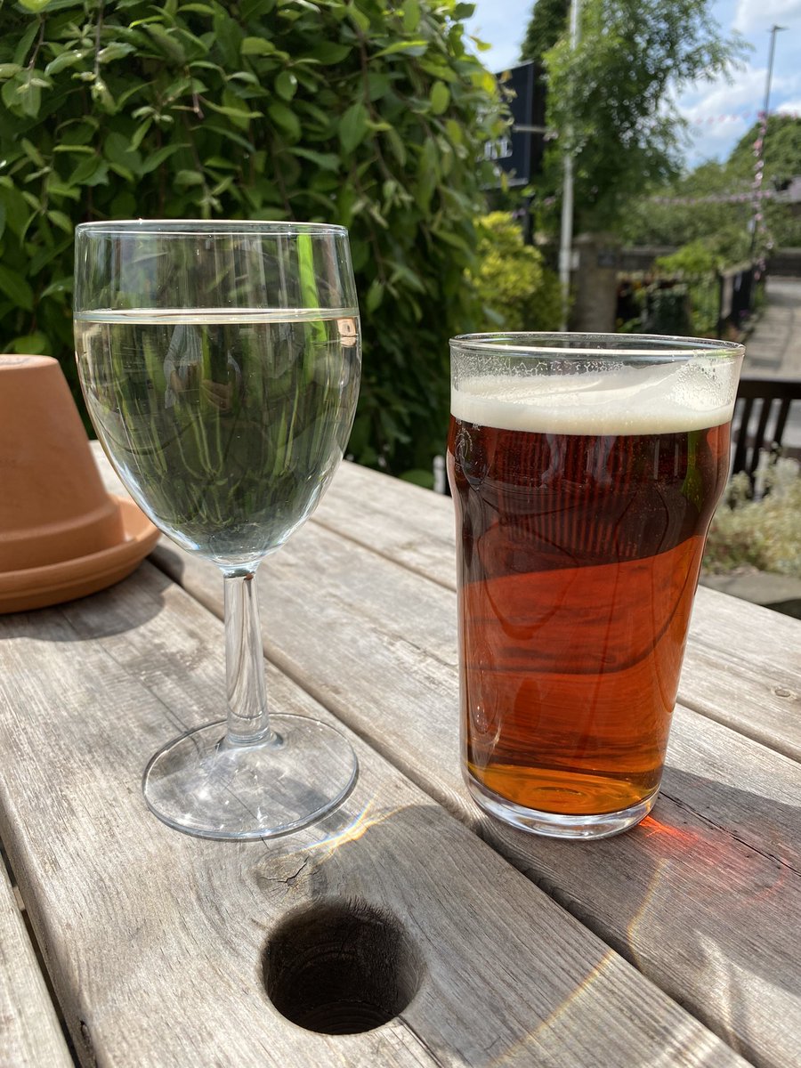 AlliHorne's tweet photo. Found a flat cycle ride in the Peak District! #settvalleytrail #peakforestcanal #britainisbeautiful #makethemostofit https://t.co/7dFV2qcup8