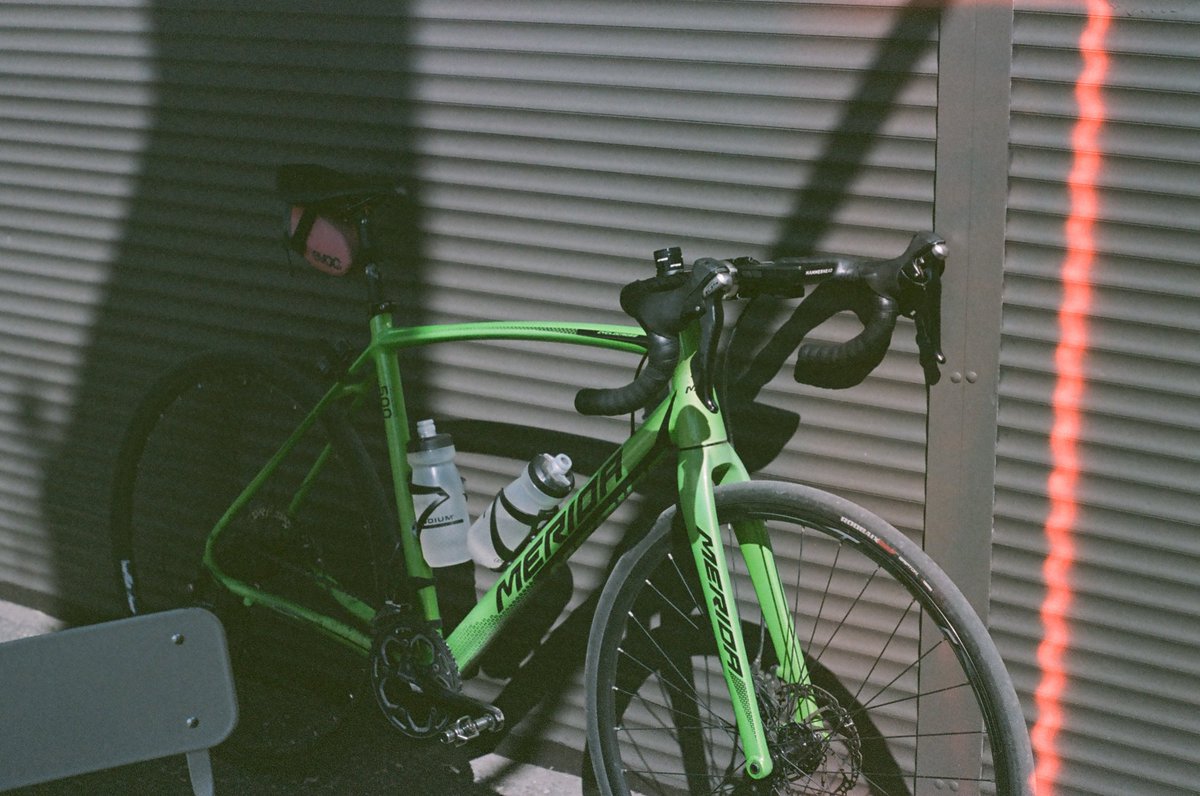 devon_mac's tweet photo. I love taking pictures of my bike. I don't do it enough. Even if it's not the newest, or most impressive or fanciest I still love my bike.

#cycling #yycbike #bikes https://t.co/Vqes4iGI1F