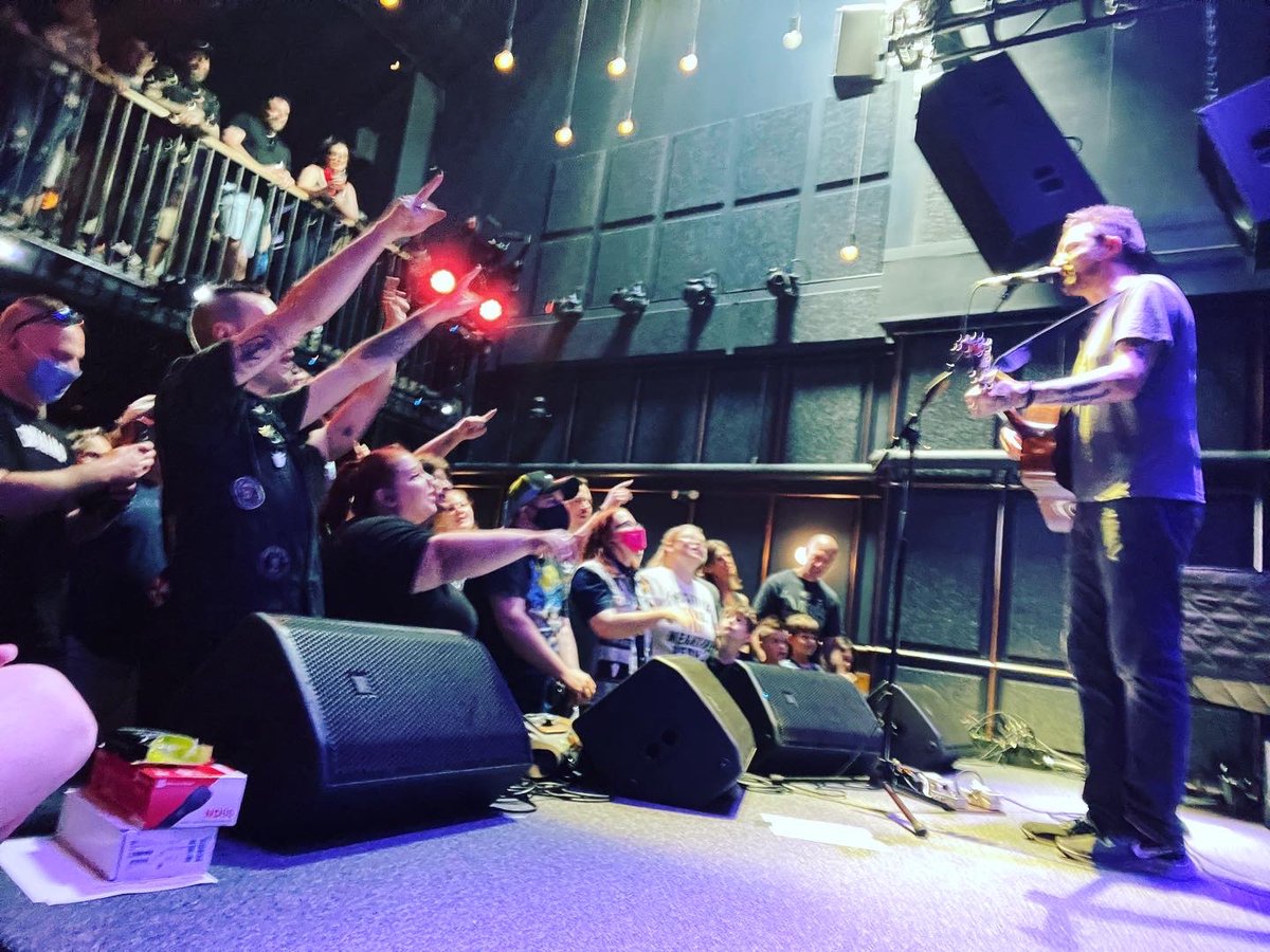 Frank Turner tweet media