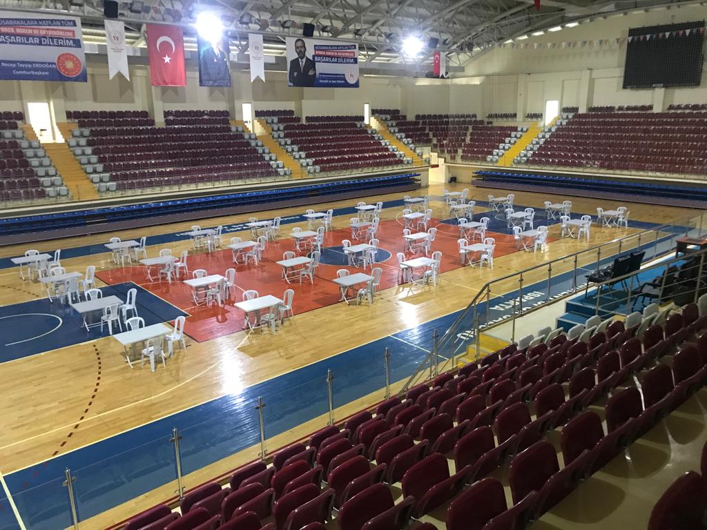 cahitArf_ligi's tweet photo. Sona yaklaştık artık 🥇🥈🥉

Final müsabakaları için salonumuz hazır 📢

❗❗15 Haziran 2022 Çarşamba günü saat 10:00 da Ilkokul ve Ortaokul öğrencilerinin final oyunları oynanacaktır.

Finale kalan tüm öğrencilerimize başarılar dileriz 🌸
@ispartamem 
@ErhanBaydur1 
@fevzigcluu https://t.co/F1UV49jHmU