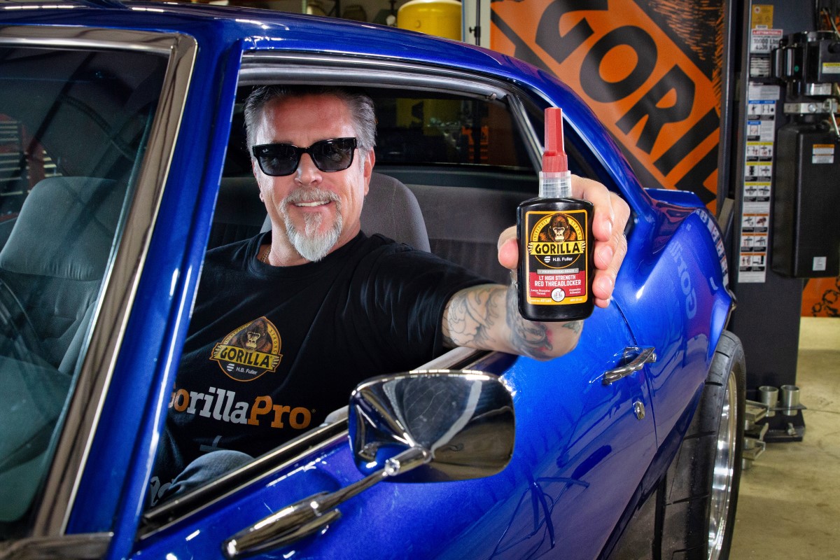 GlueTalk's tweet photo. For large threaded fasteners, @RRRawlings and the @GasMonkeyGarage® team use the GorillaPro® LT High Strength Red Threadlocker. 

Reduce maintenance cost and downtime with these professional grade products. 
  
#GorillaPro #HBFuller #GasMonkeyGarage #Threadlockers https://t.co/5Lrp8H8Q0U
