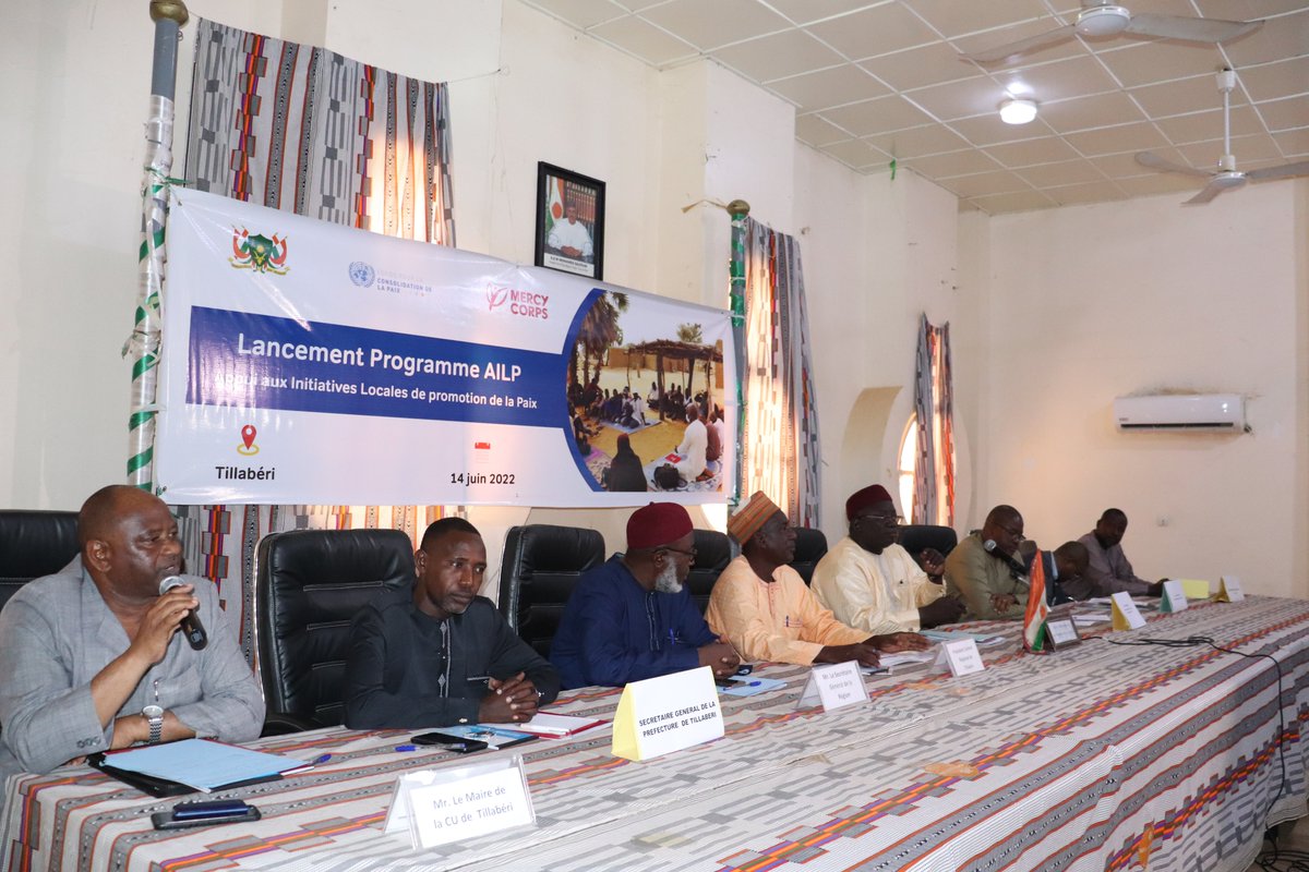 MercyCorpsNiger's tweet image. Mercy Corps a lancé officiellement à Tillabéry ce jour, les activités de son programme « Appui aux Initiatives Locales de promotion de la Paix (AILP) » financé par le Fonds des Nations Unis pour la Consolidation de la Paix UNPBF, qui soutiendra le renforcement et la collaboration