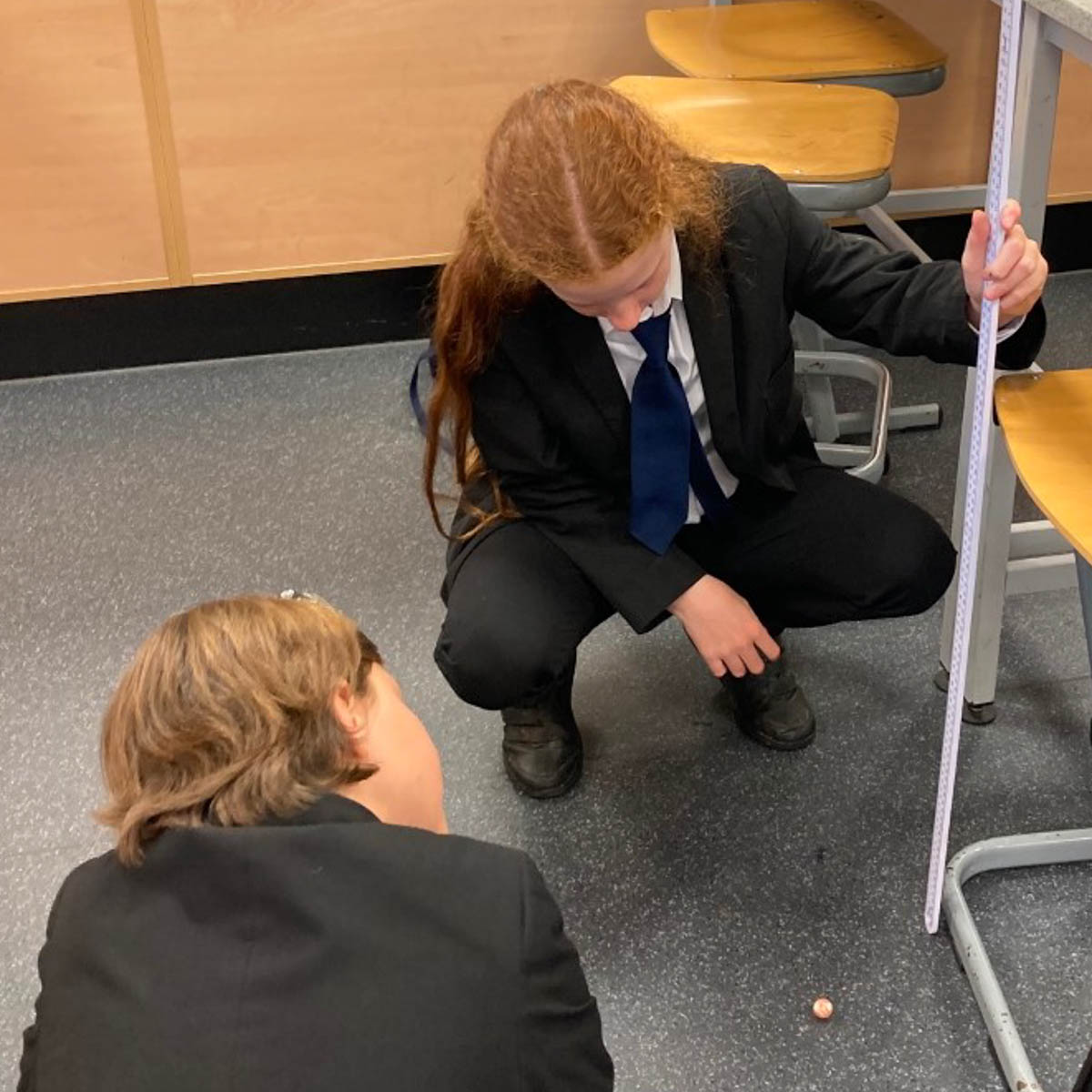 CDSAcademy's tweet photo. Our Year 7 are taking part in a trial run of a practical assessment while our Year 9 are finishing off their year in Biology.
Well done to all our budding Scientists. You're doing a fantastic job!
#SchoolScience #PlymouthEducation #PlymouthScience #Year7Science #Year9Science https://t.co/bEtUYONYDd