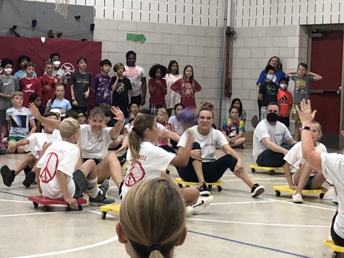 ShowalterClass's tweet photo. Scooter Ball fun! @missyfanshaw https://t.co/eZxe5ZjYpR