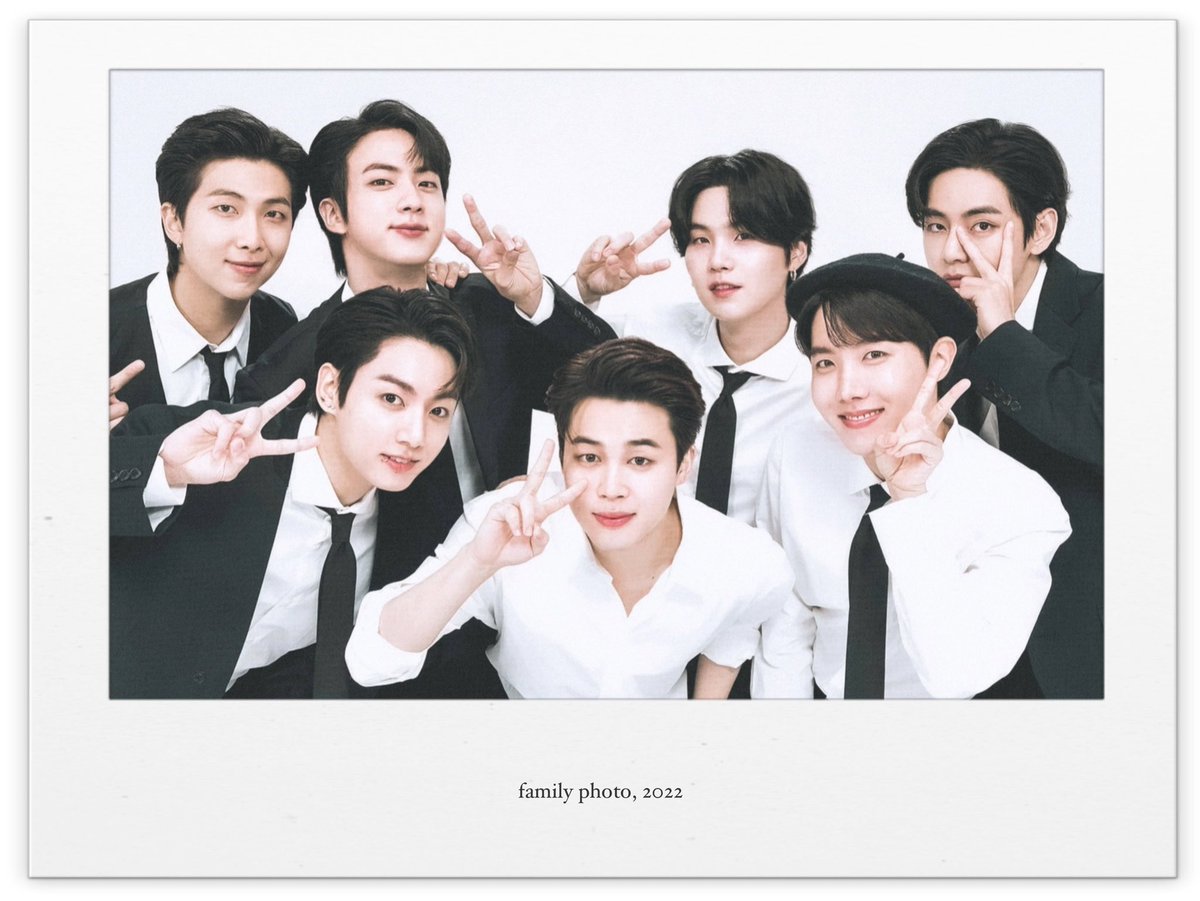 AshtekarSam's tweet photo. I was ARMY
I am ARMY 
    AND 
I will be an ARMY FOREVER AND EVER 💜
WHATEVER PATH YOU CHOOSE I'LL BE WITH YOU ALWAYS AND LOVE YOU THE SAME ALWAYS ❣💜
@BTS_twt 💜💜💜💜💜💜💜 https://t.co/JvXzRxQlSu