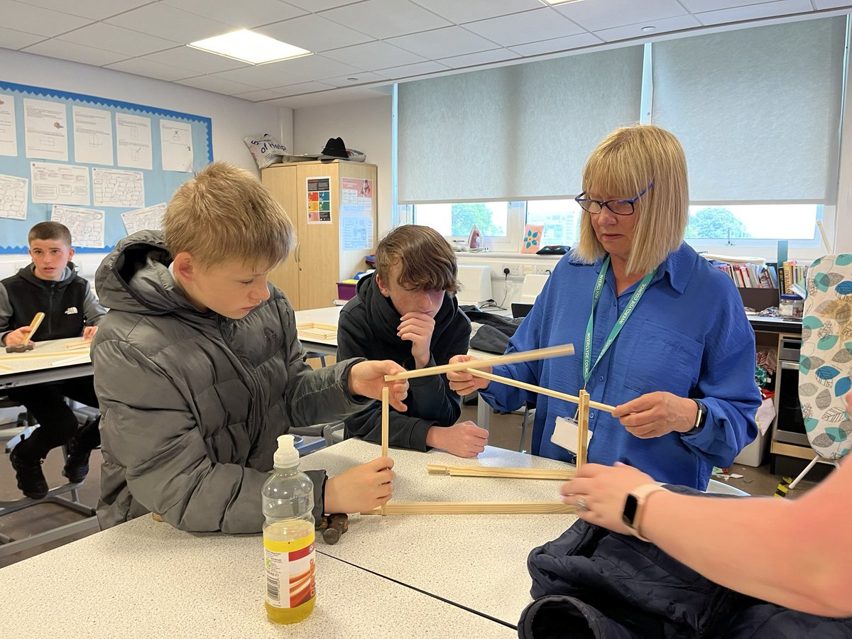 SClpl's tweet photo. Pupils and staff working alongside each other @_stcolumba to achieve our common purpose: another hive! 🐝 Learning from, and with, each other. @SClpl @columbuzz22 https://t.co/XabbA2HLuP