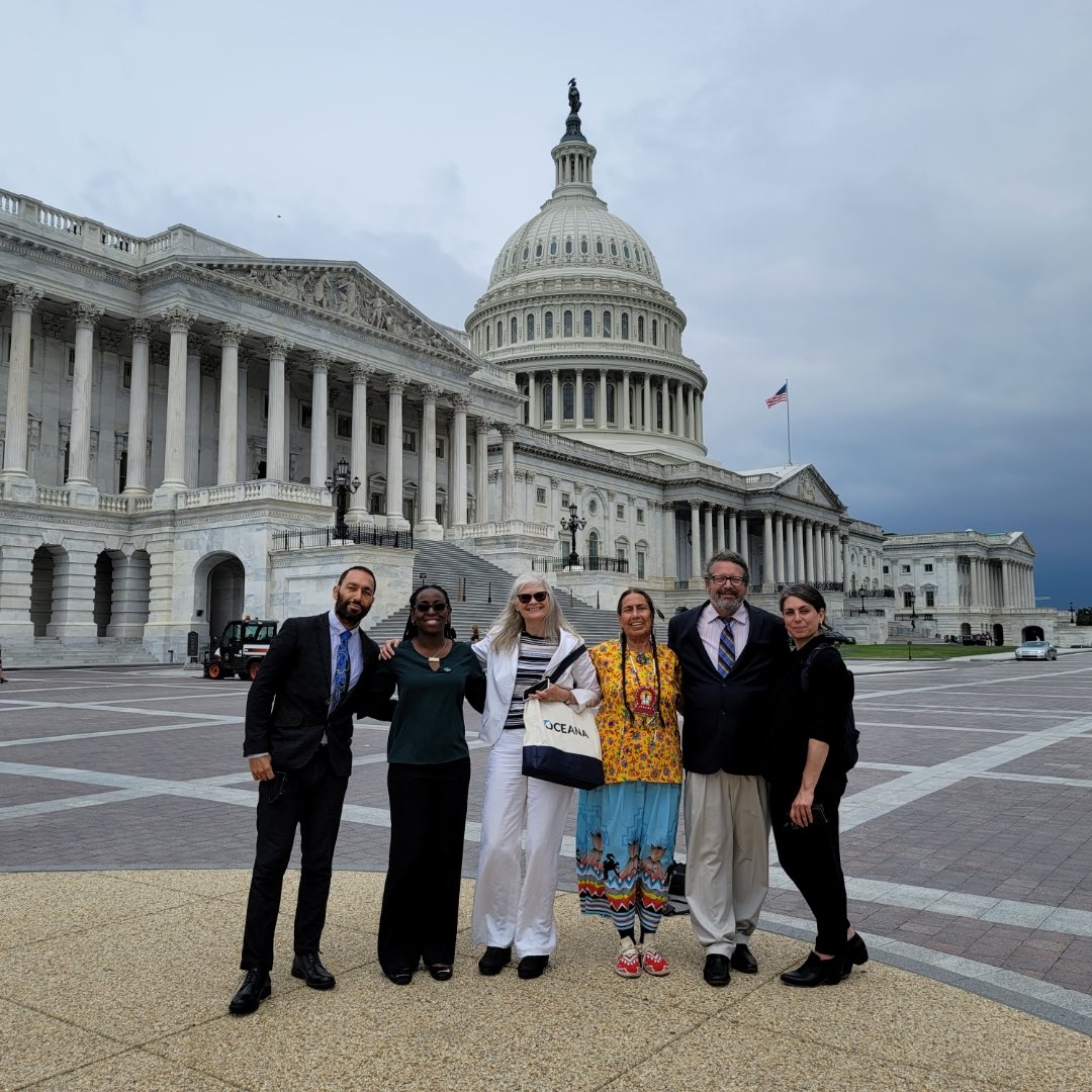 SkeeperChris's tweet photo. So great to work w/ such amazing advocates on the #breakfreefromplastic pollution act this week.
We need to stop #singleuseplastic,
#ClimateAction
Pass #BFFPPA!
-with Ponca Nation, @Waterkeeper, @oceana, Great Plains restoration council, @theASBN https://t.co/en95dcwyuU