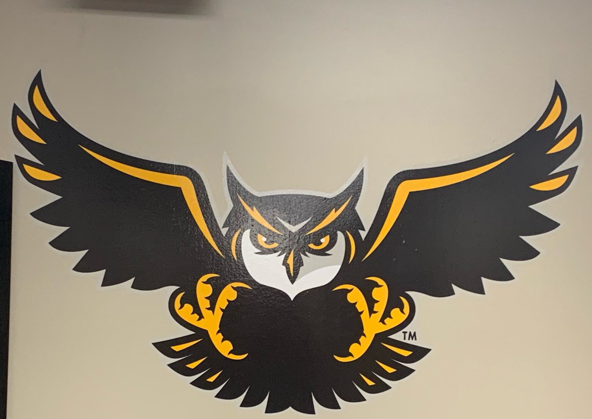KropFBTwitr's tweet photo. Huge thanks to @CoachDannyV and HC @BohannonBrian for having the #lightning on campus today!! Amazing campus, beautiful dorms, and great facilities the energy is lit 🔥 🦉 🦉 ⚡️@larryblustein @RWrightRivals @Andrew_Ivins @coachlu102102 @CoachJamesRowe @Coach_Hinds https://t.co/aEEJKECVsv