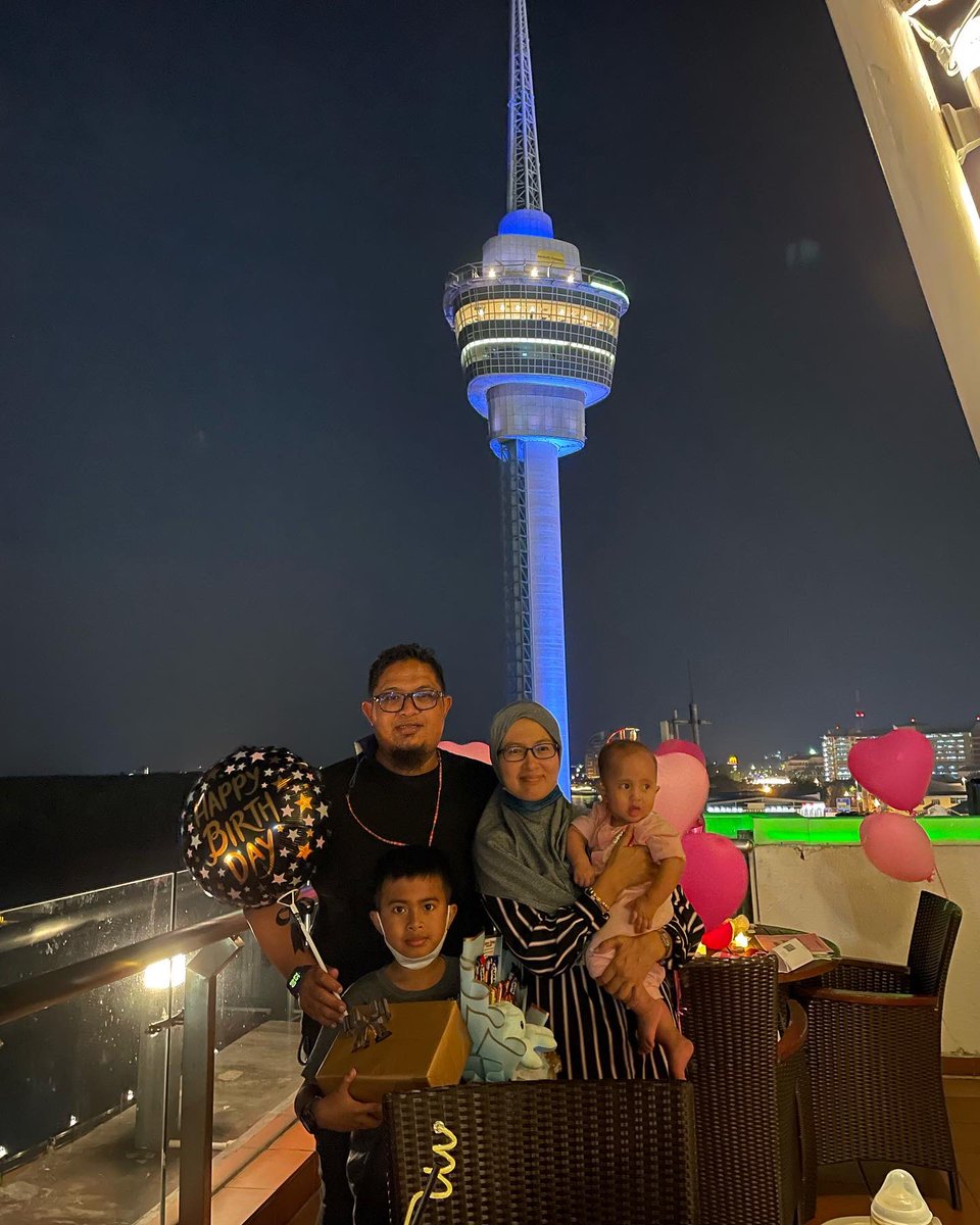 MahazanAmie's tweet photo. Happy Birthday Ameer Rayyan..🥳
#turn9
#Alhamdulillah https://t.co/lAUh5wqwbU