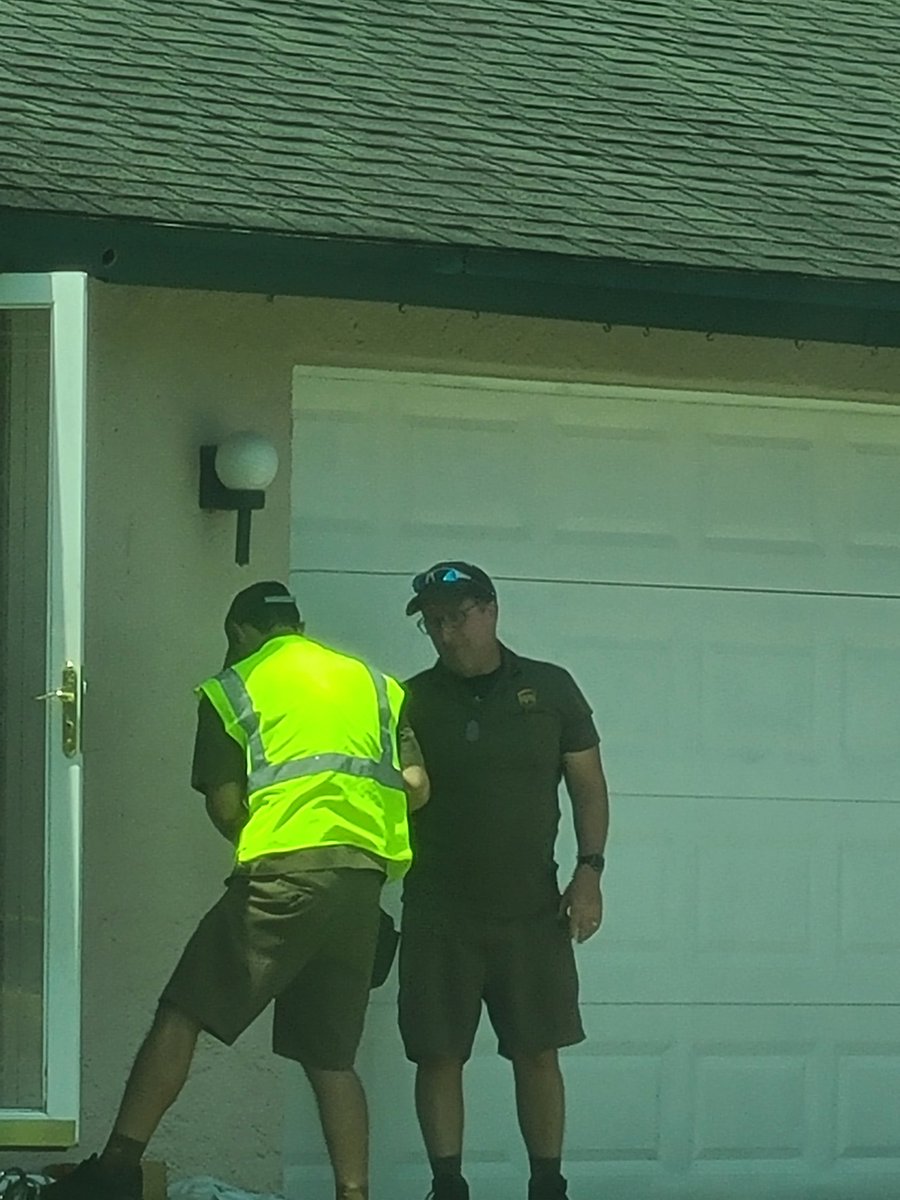 Our circle of honor driver giving helpful tips to a new driver.