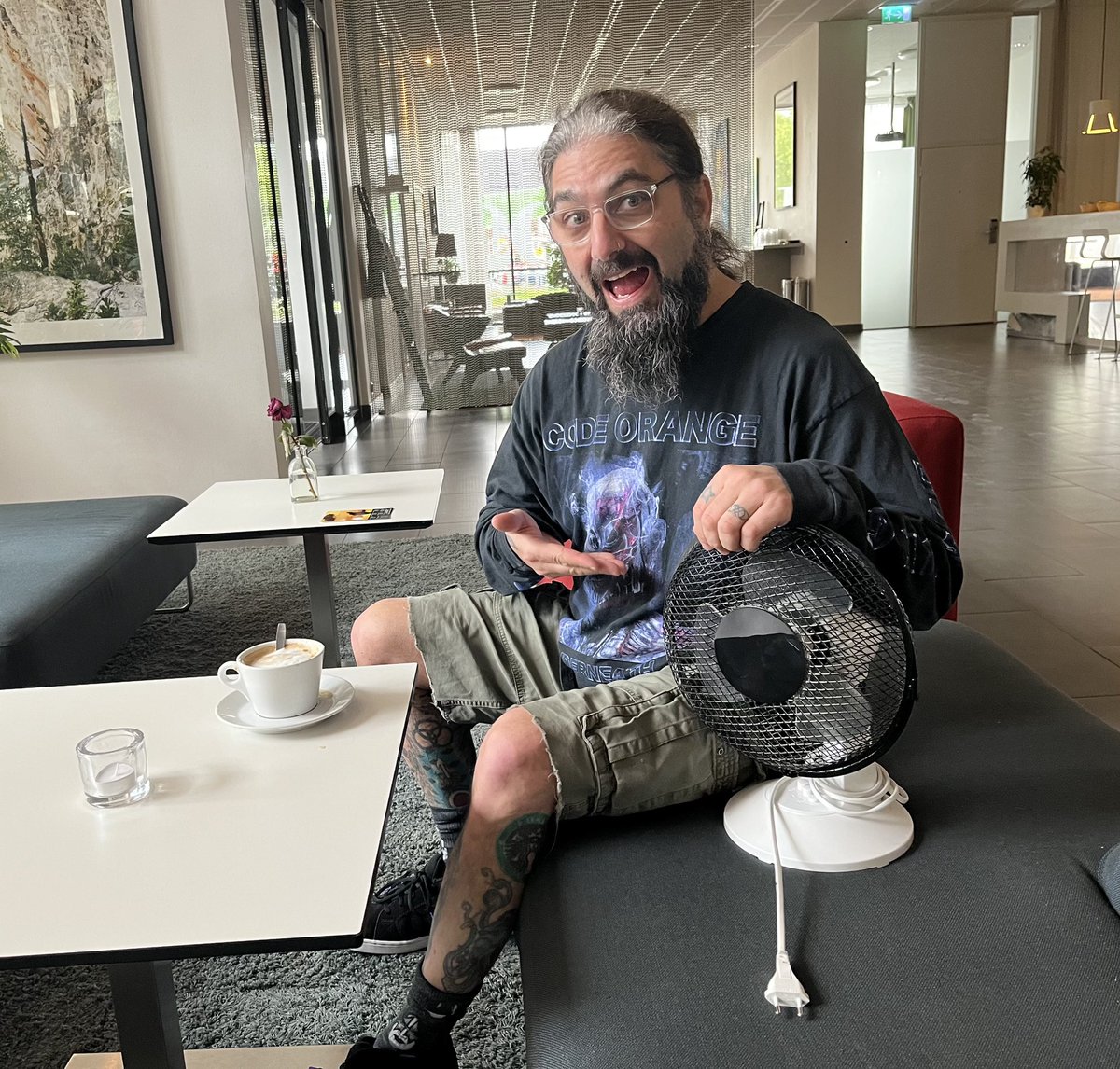 MikePortnoy's tweet photo. Somewhere in Sweden with a cappuccino and my only fan… 😂 https://t.co/8AtuFArH4l