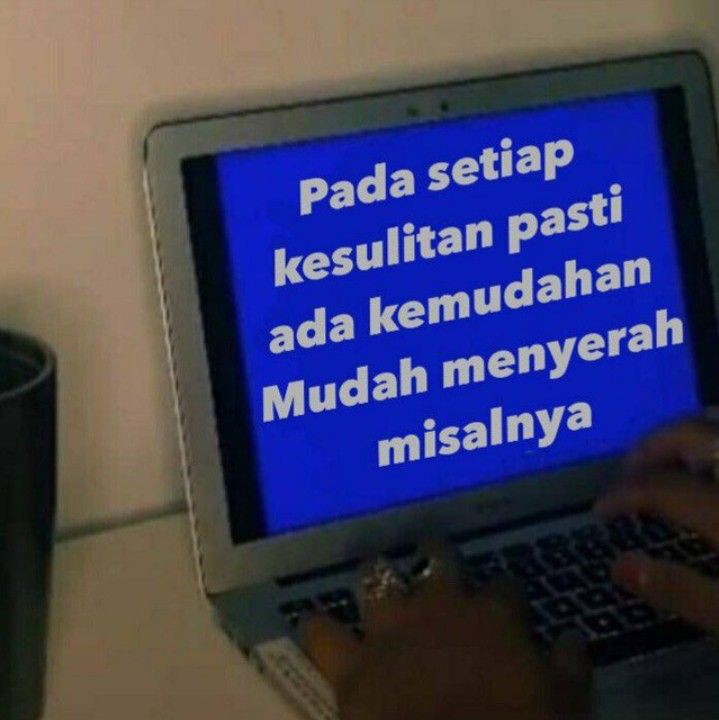 Bchacha5's tweet photo. @gravitxsi Meme yg cocok buat kamu ga wkwkwk https://t.co/tweVmowvkQ
